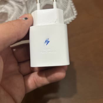 İlan Edilen Orijinal Şarj Cihazı Gönderilmedi