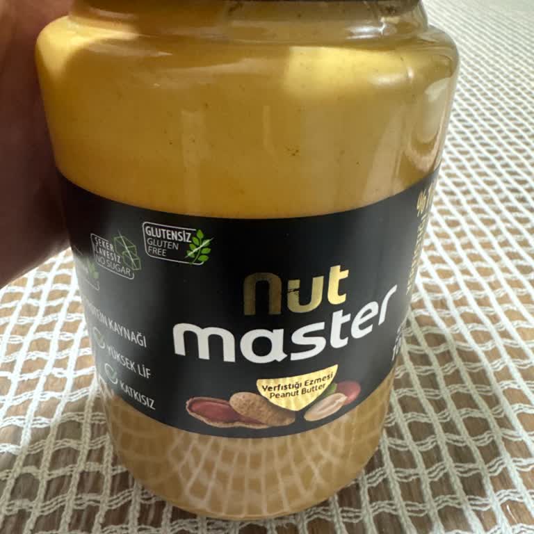 Suyun Gibi Kıvam Ve Şiddetli Mide Yanması Nut Master Fıstık Ezmesinde