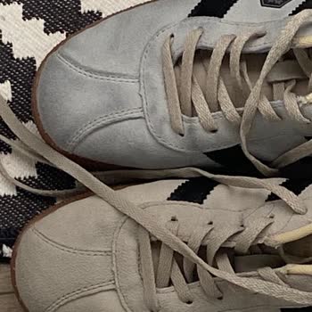 Az Kullanılmış Ayakkabının Renk Değişimi Ve Yıpranması Nedeniyle İade Ve Değişim Talebi