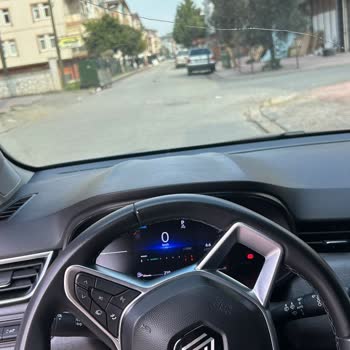 Sigorta Gecikmesi Cam Değişimini Ve Araç Satışını Erteledi