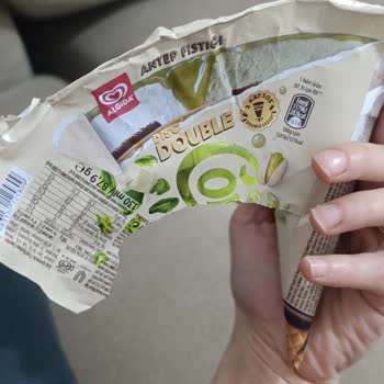 Cornetto Disc Double Antep Fıstıklı Dondurmanın Yarım Eksik Çıkması