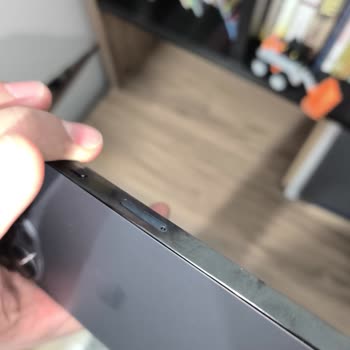 Oğuz Gsm (Oğuz İletişim) Sıfır Ve Orijinal Sözüyle Satılan Yenilenmiş Telefon