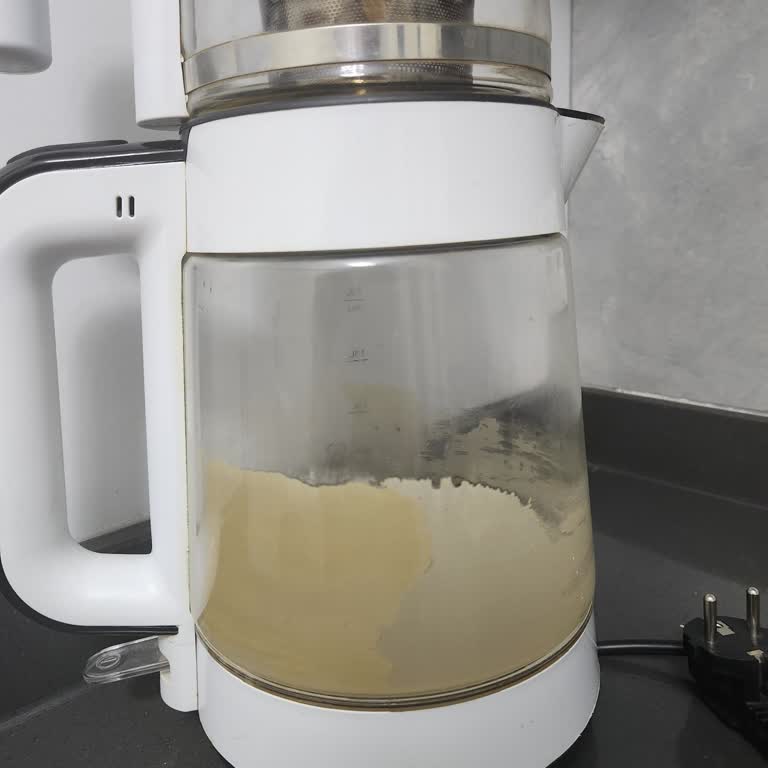 Cam Kısmındaki Çözülmeyen Kireç Lekeleri Garanti Kapsamında Değişim Talebim