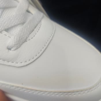 Hepsiburada’dan Gelen Kusurlu Ayakkabı Ve Yetersiz Çözüm Teklifi