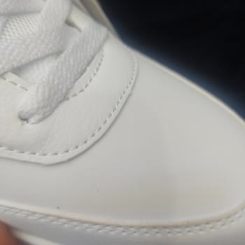 Hepsiburada’dan Gelen Kusurlu Ayakkabı Ve Yetersiz Çözüm Teklifi