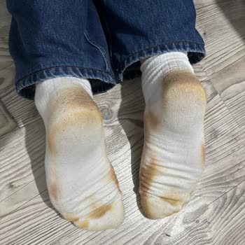 Ayakkabının İç Derisi Çorapları Boyadı Ve İade Talebim Reddedildi