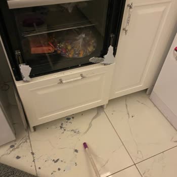 Kumtel Fırın Camının Patlaması Güvenlik Riski Olarak Ücretsiz Değişim Talebi