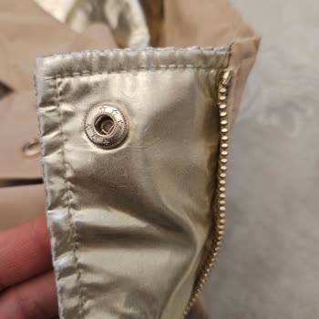 Boyner'den Alınan Pierre Cardin Trençkotta Dikiş Hatası Ve Renk Solması Nedeniyle Para İadesi Talebi