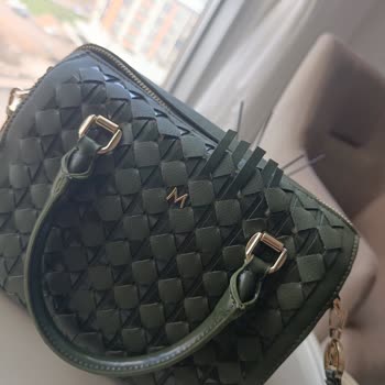 Kalitesiz Çanta Ve Cevapsız Müşteri Hizmeti