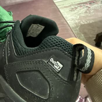 Columbia Techlite Eco Shoes Leak Water Despite Waterproof Claims