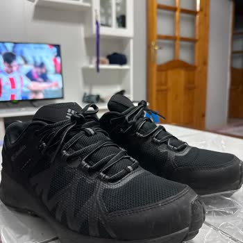 Columbia Techlite Eco Shoes Leak Water Despite Waterproof Claims