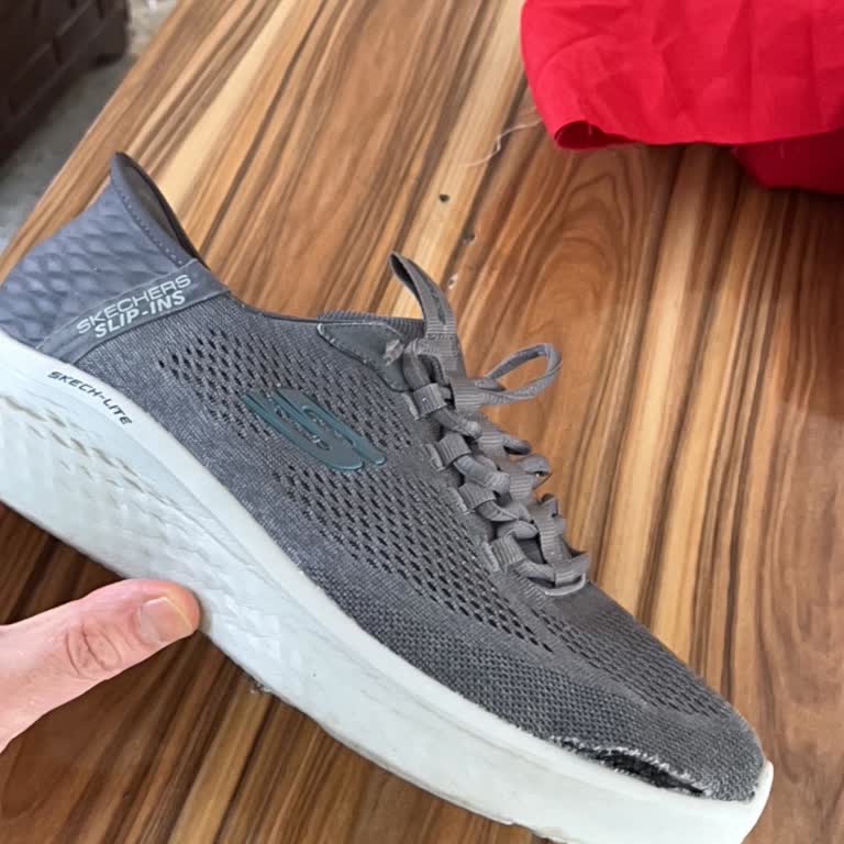 Skechers Slip-ins Air Shoes Tear After One Season of Use