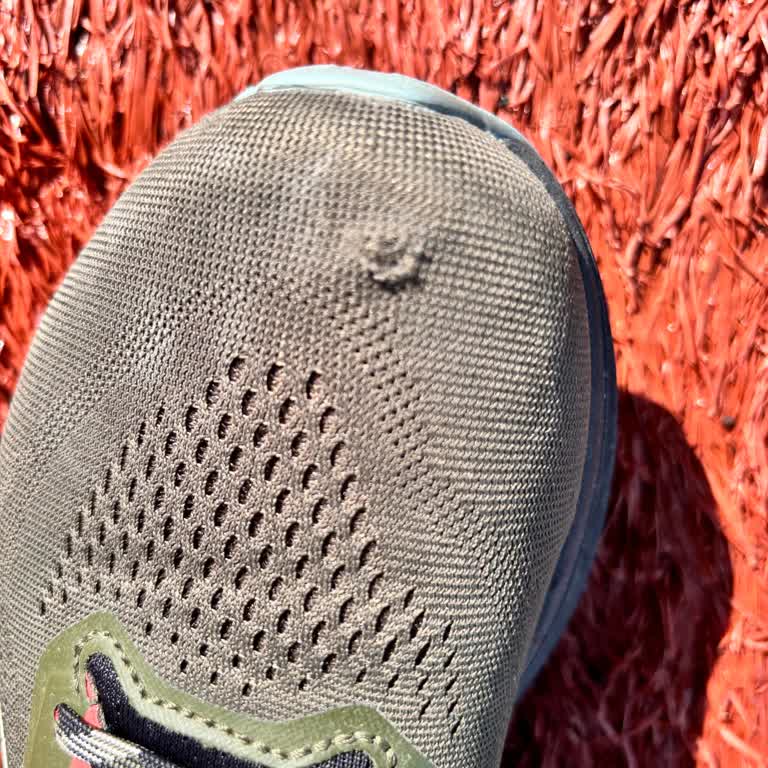 ASICS GT-1000 13 Shoes Tear at Toe After 200 Miles of Use