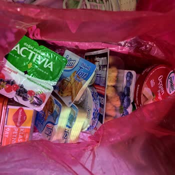 Temizlik Ürünü Gıda Ürünleriyle Aynı Poşette Kaldı, Sağlık Riski Ve İade Talebi