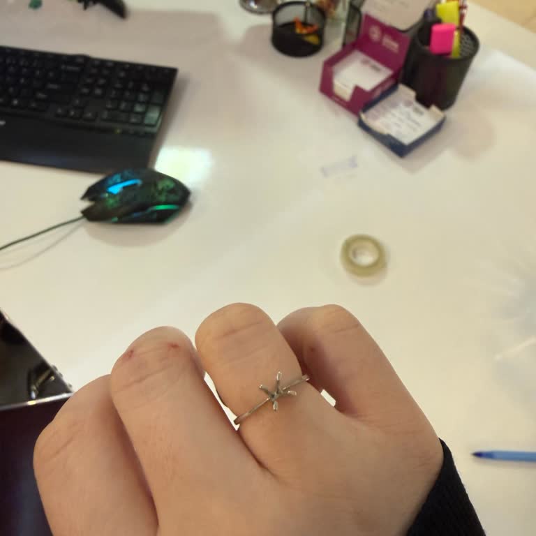 Atasay'dan Aldığım Tektaş Yüzük Taşı İki Kez Düşerek Güvenimi Sarsıyor