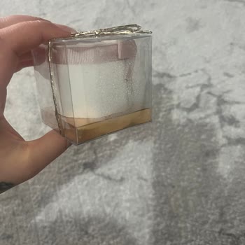 Teslimat Gecikmesi, Kaba Üslup Ve Hasarlı Mumlar İçin Tam İade Talebi