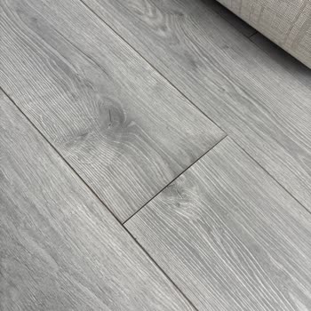 Bulaşık Makinesi Sızıntısı Ve Parke Hasarı İçin Hızlı Çözüm Talebi