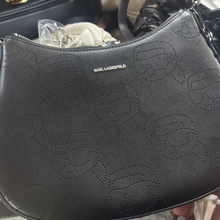 Venezia AVM Brandy's Mağazasında Yanlış Etiket Fiyatı Ve Saygısız Personel Tavrı