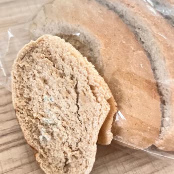 Şok Şubesinde Küflü Ekmek Satışı