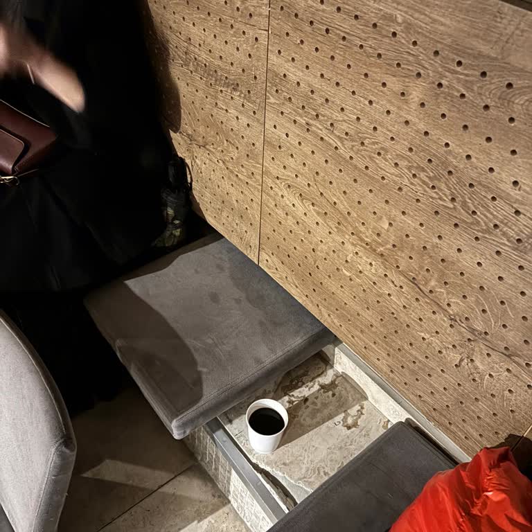 Tiyatroda Koltuk Konforu ve Yönetim Sorunları