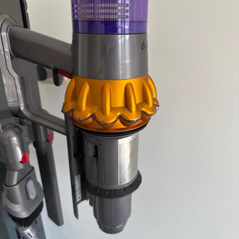 Hazne Kutusu Olmadan Gelen Dyson V15 Bakım Paketi Ve Cevapsız Destek