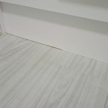 Servis Hatası Dökülen Su Dolaplarımda Hasara Yol Açtı