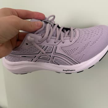 Rengi Yanlış Ve Kirli Gelen Ayakkabı İçin Telafi İstiyorum