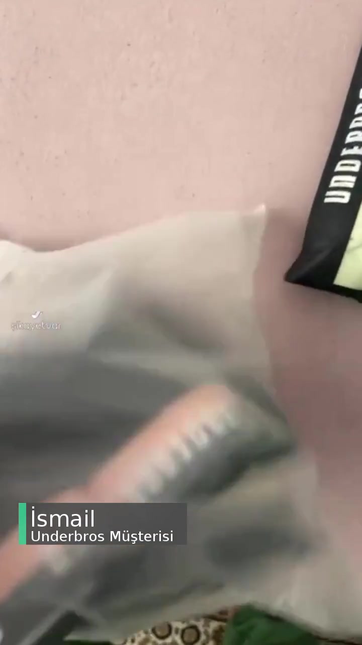 Underbros Beden Değişimi Yok videonun kapak resmi