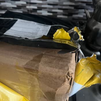 Parfüm Dökülmesi Nedeniyle İade Teklifi Yetersizliği Ve Fiyat Farkı Şikayeti