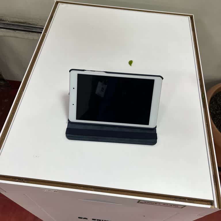 ISS Yemekhanesinde Sürekli Yemek Eksikliği Ve Uzun Bekleme Süresi