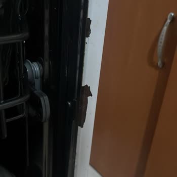 Vestel Bulaşık Makinesinde Paslanma Ve Elektrik Çarpması Garanti İhlali