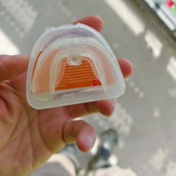 Satıcı Ürün Açıklamasını Yerine Getirmedi Ve Dişlerime Zarar Verdi