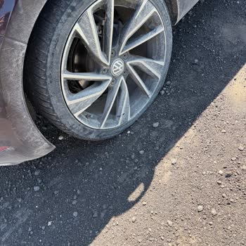 Diyarbakır Mardin Urfa Çevre Yolu Çukurları Araç Hasarına Ve Tazmin Talebine Yol Açtı