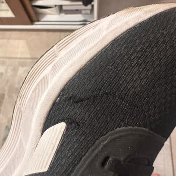 Hepsiburada'da Gizlenen Garanti Süresi Ve Ayıplı Adidas Ayakkabısının Değişim Talebi