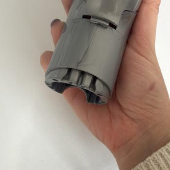 Dyson V12 Mobilya Altı Aparatının Kırılması Ve Garanti Dışında Bırakılması