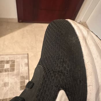 Adidas Ayakkabısının Kısa Sürede Yırtılması Ve Hepsiburada’nın Sorumluluk Şartlaması