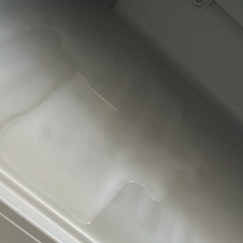 Ayıplı Beko Buzdolabında Sürekli Buzlanma Ve Koku, Ücretsiz Onarım Veya Değişim Talebi