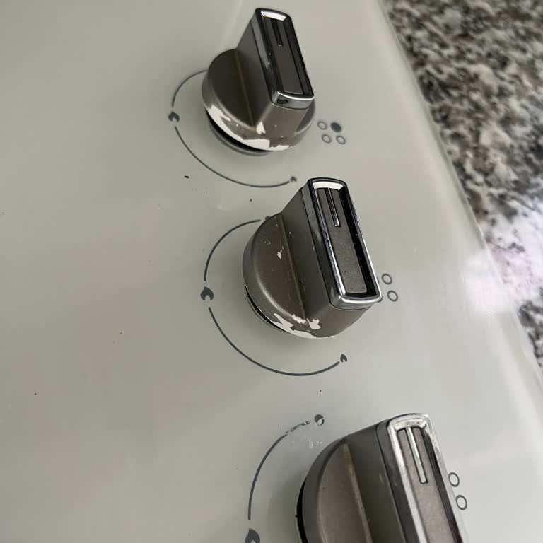 Arçelik Ankastre Ocak Düğmelerinde Tekrarlayan Soyulma Sorunu, Ücretsiz Kalıcı Çözüm Talebi