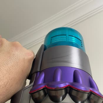 Dyson Gen5 Süpürge Sürekli Arızalı, Çözüm Sunulmuyor