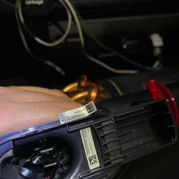 Dyson Gen5 Süpürge Sürekli Arızalı, Çözüm Sunulmuyor