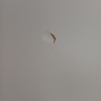 Gardırobun Kırık Parçaları Ve Kurulum Hatası İçin Çözüm Talebi