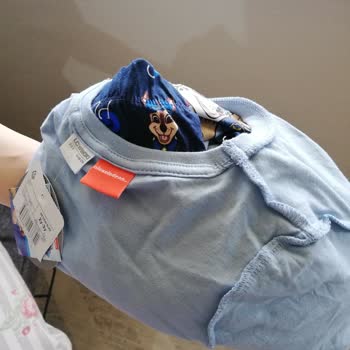 LCW'den Gelen Çocuk Giyim Ürünleri Lekeli Ve Buruşuk, Doğum Günü Hediyesi Mağduriyeti