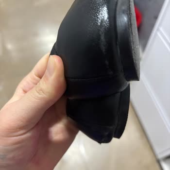 Bir Gün Giyen Babette Arka Kısım Soyuldu, Mağaza Kullanıcı Hatası Dedi