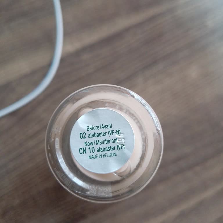 Renk Ve Doku Farklılığı Nedeniyle Clinique Fondöten İadesi Talebi