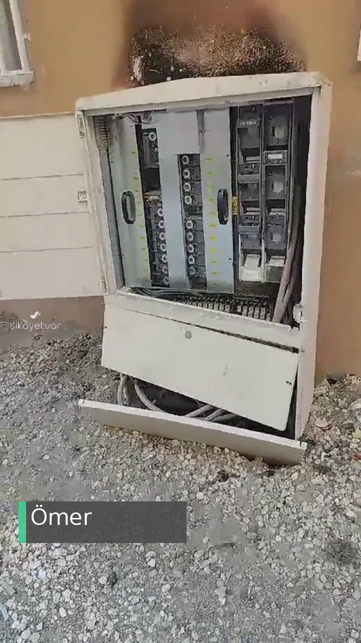 Dicle Elektrik Dağıtım Panosu Kırık videonun kapak resmi
