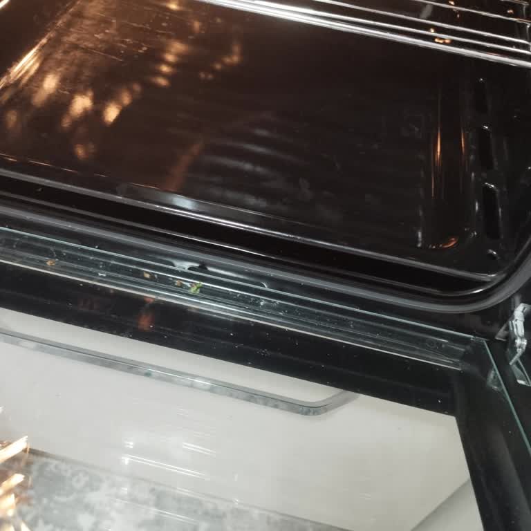 Kumtel Ankastre Fırınında Tek Tepsi Eksikliği Ve Bilgilendirme Yetersizliği