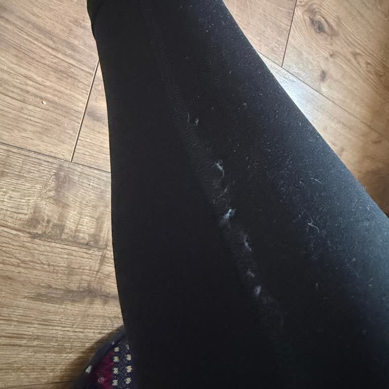 Üç Ay Önce Alınan Adidas Taytında Hızlı Pamuklanma Ve Deformasyon