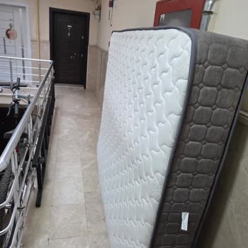 Teslimat Gecikmesi, Umursamaz Personel Ve Eski Yatağın Ücret Talebi