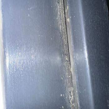 Yıl Yapı’dan Pencere Sızıntısı Ve Duvar Çatlakları İçin Acil Çözüm Talebi