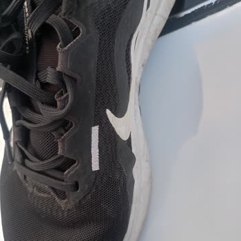 Nike Spor Ayakkabısında Erken İç Bükülme Ve Değişim Talebi